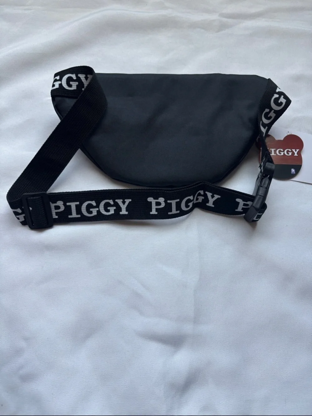 PIGGY - Piggy Characters Fanny Pack Bag (Hands-Free Pouch w/ 3D Charm, Youth)